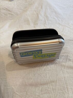 Galaxy Small Travel Case